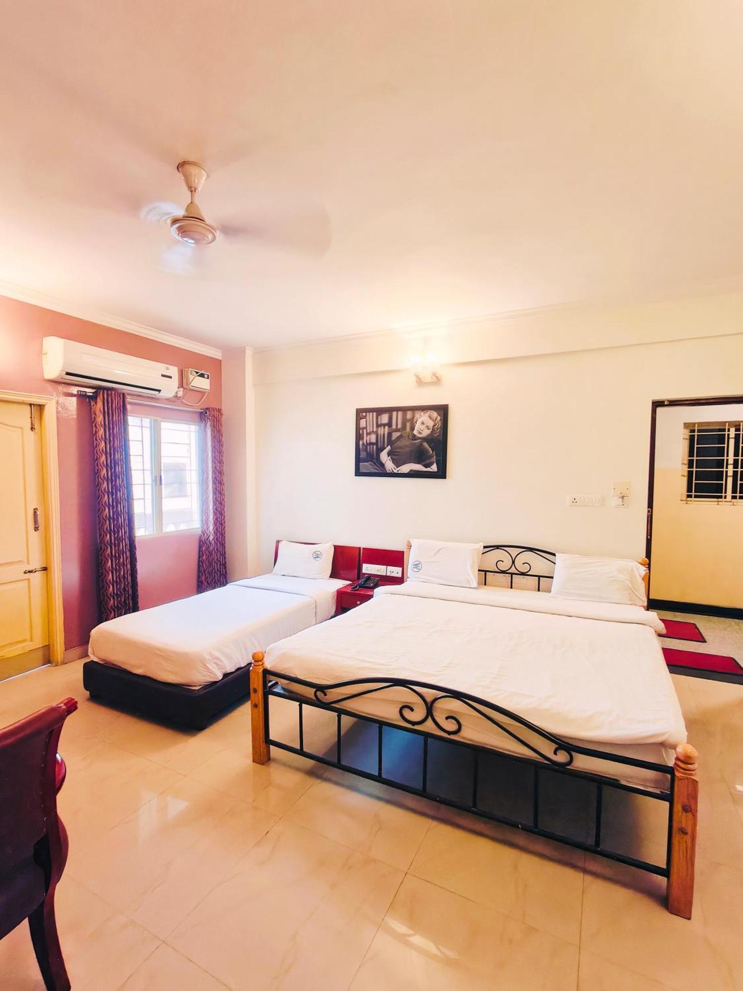 Kings Suites Palace Grounds Bangalore Exterior photo