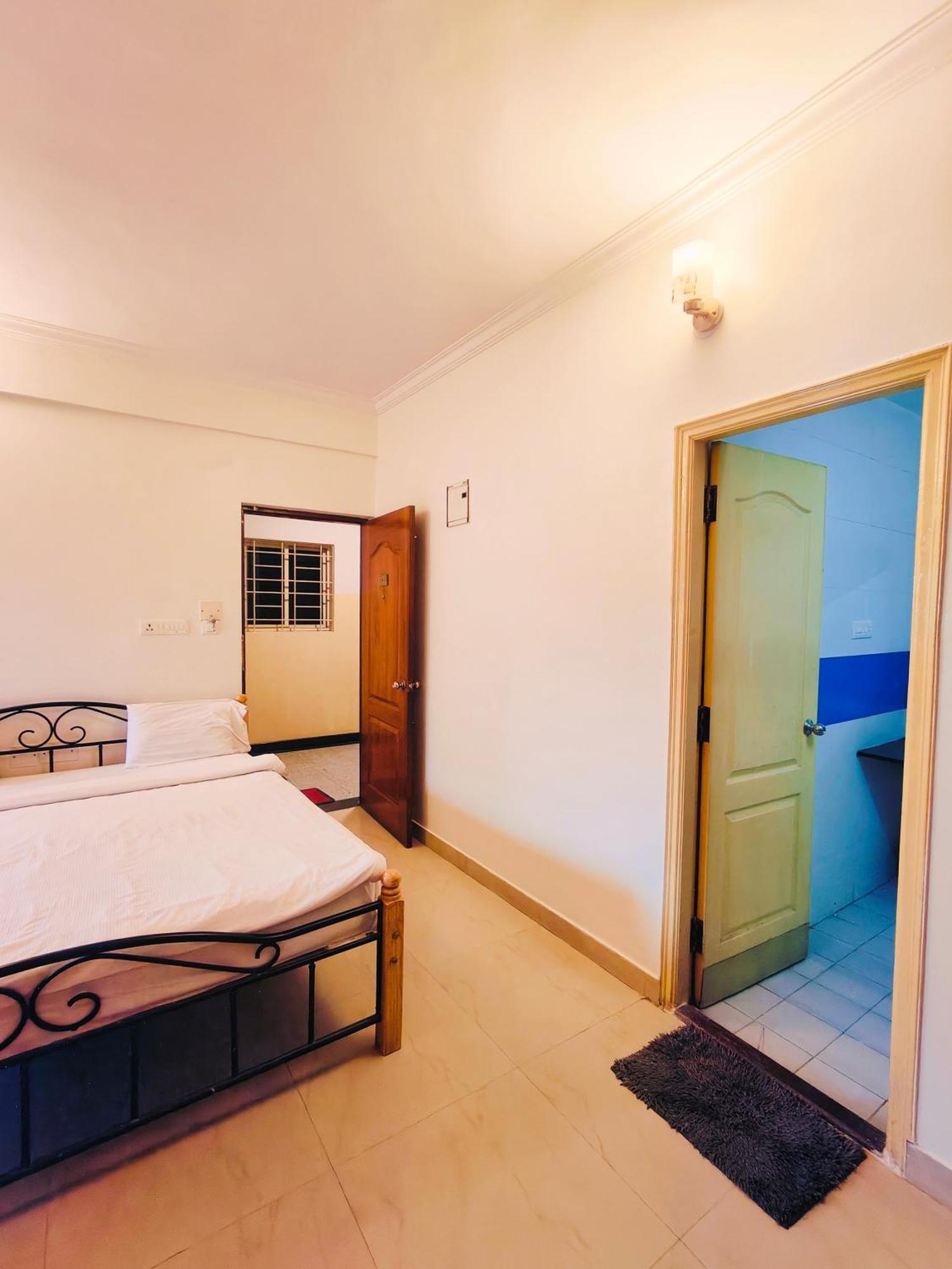 Kings Suites Palace Grounds Bangalore Exterior photo