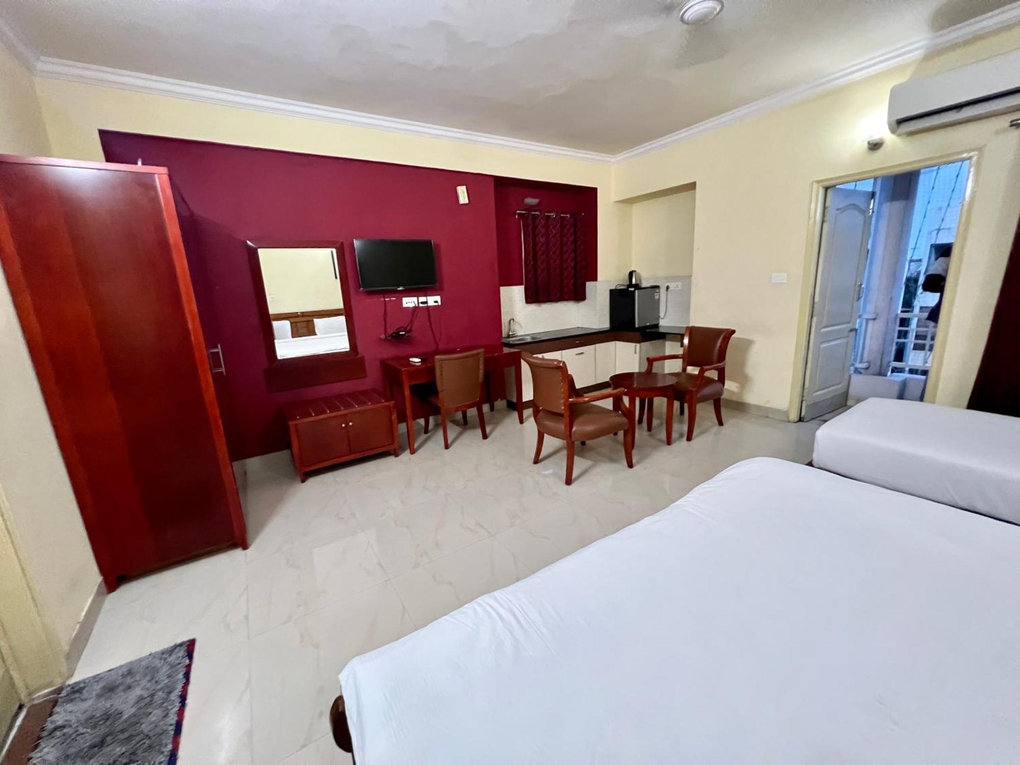 Kings Suites Palace Grounds Bangalore Exterior photo